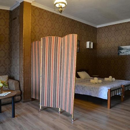 Natia'S Apartment On Dadiani St. Tbilisi Luaran gambar