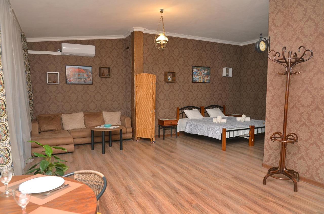 Natia'S Apartment On Dadiani St. Tbilisi Luaran gambar