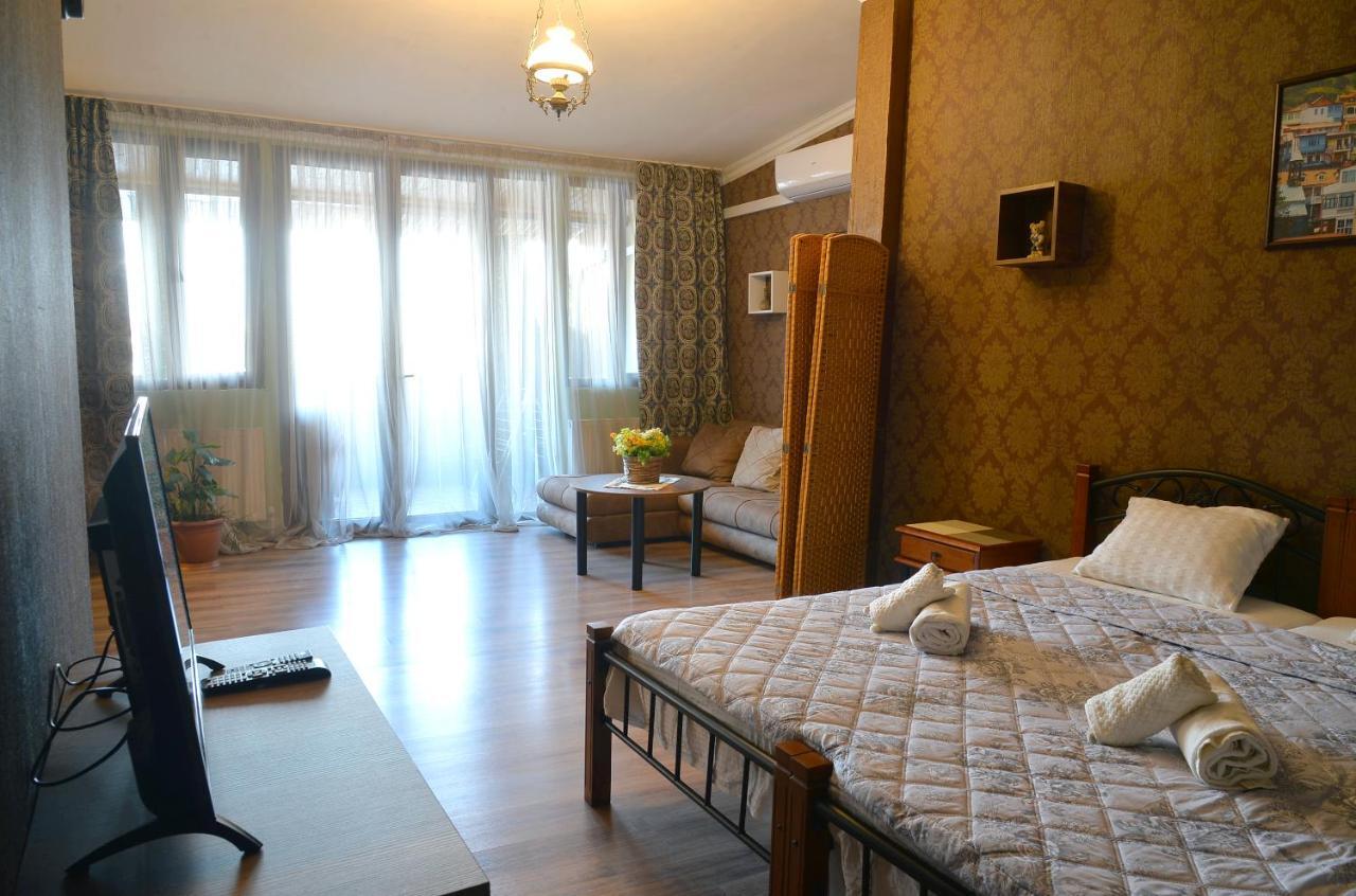 Natia'S Apartment On Dadiani St. Tbilisi Luaran gambar