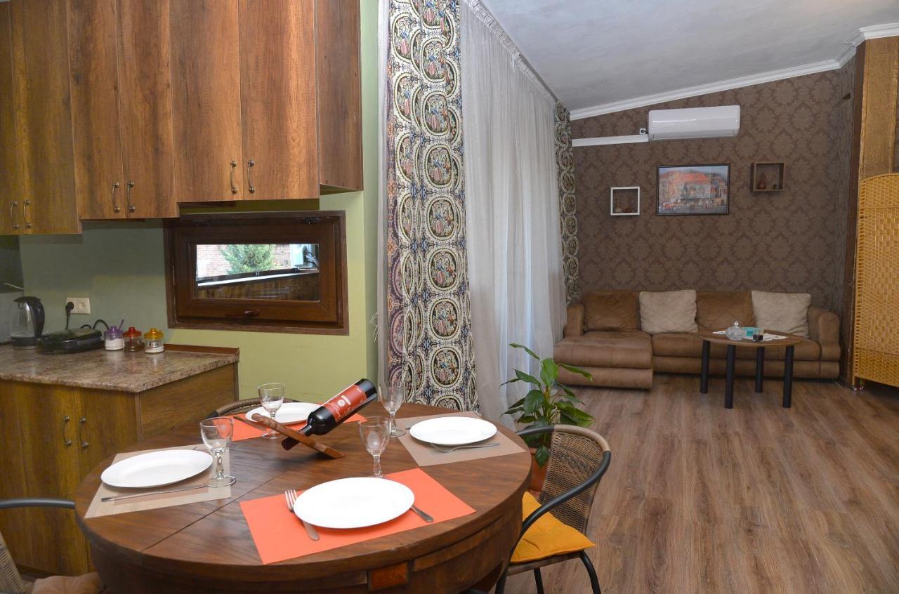 Natia'S Apartment On Dadiani St. Tbilisi Luaran gambar