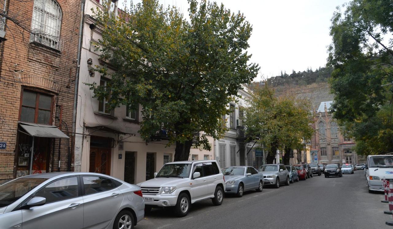 Natia'S Apartment On Dadiani St. Tbilisi Luaran gambar