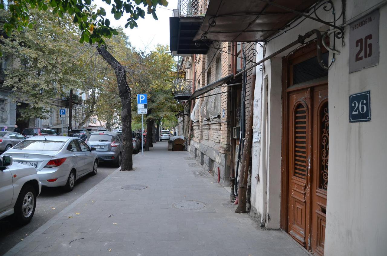 Natia'S Apartment On Dadiani St. Tbilisi Luaran gambar
